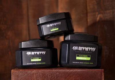 GUMMY HAARGEL 220 ML KERATINWIE BENUTZT MAN:
Tragen Sie von Hand auf feuchte Haare auf und formen Sie sie mit den Fingern, um den gewünschten Look zu erzielen.
PRODUKTBESCHREIBUNG:
Während seingummyOnKozmetikGUMMY HAARGEL 220 ML